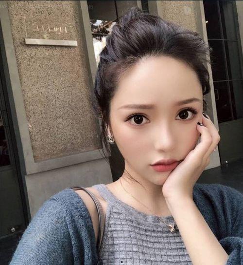 女网红叫saya,揭秘网络红人的魅力与争议”