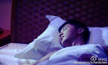 李晨的要害照片曝光,揭秘明星隐私安全危机